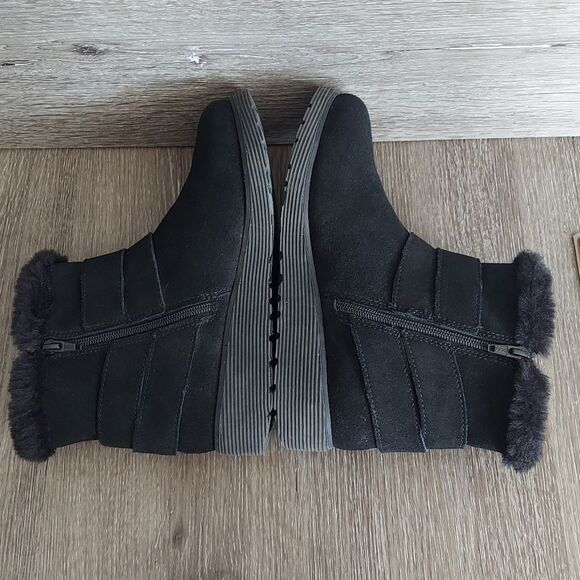 Skechers Women's Keepsakes Wedge Cozy Wraps Winter Boot, Black, Size 7 - Picture 6 of 9